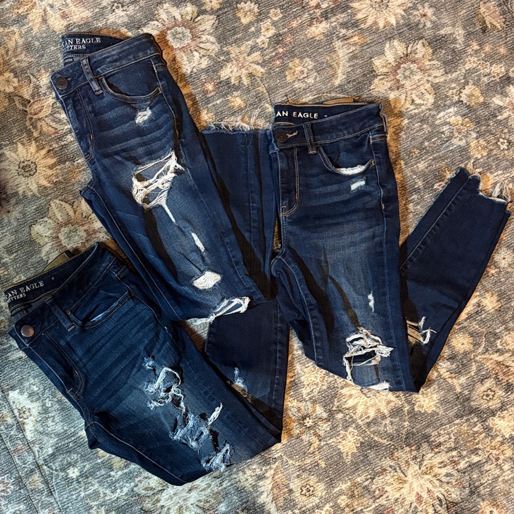 American Eagle Women's Ripped Dark Blue Skinny Jean Bundle